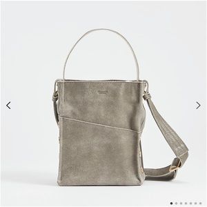 Hammitt leather Shoulder Bag
DAVIS SML